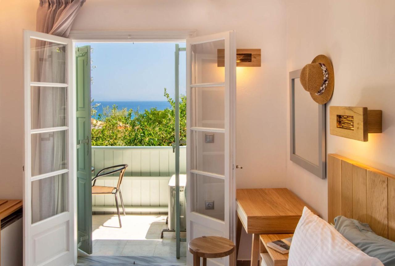 Nefeli Hotel Agios Nikitas Exterior photo